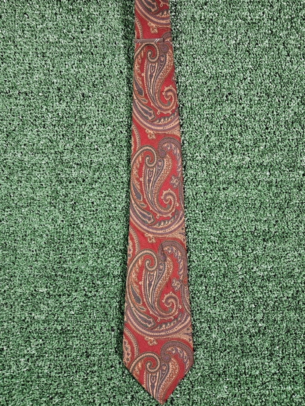 Woodward Classic Burgundy Paisley Men's Tie